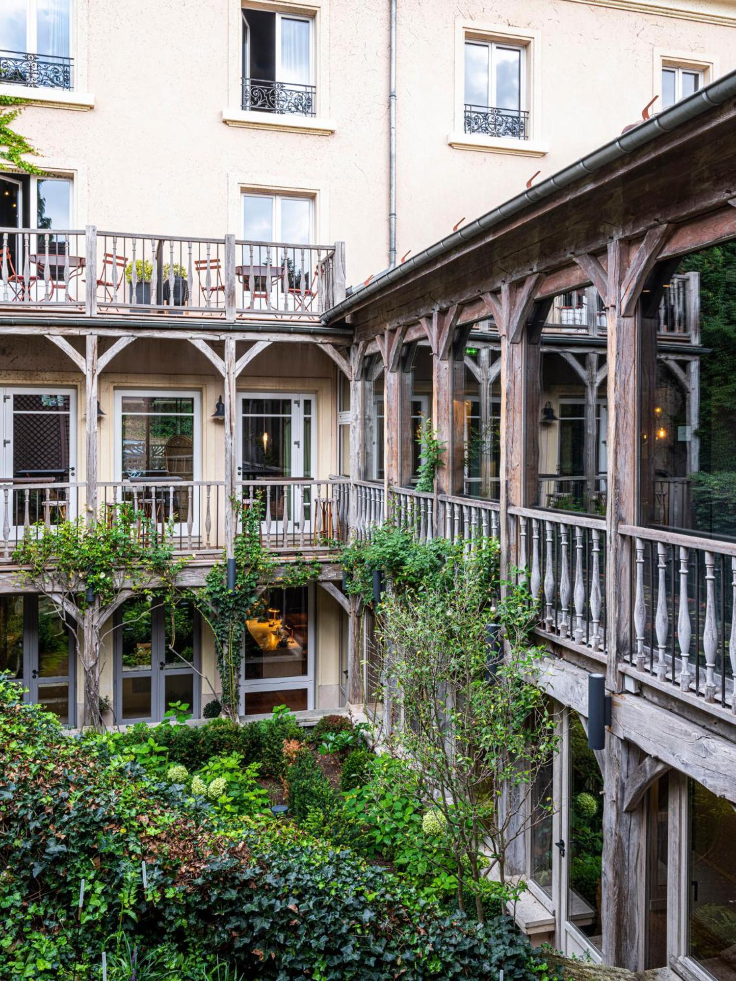 Les Etangs De Corot Hotel Ville-d'Avray Exterior photo